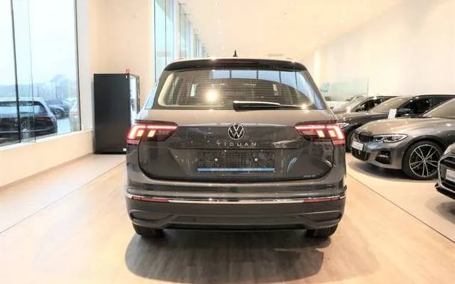 Volkswagen Tiguan 1.5TSI 150PK 6V*NIEUW MODEL*STOCK & TOPPRI Image 8